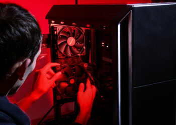 how to build a custom gaming PC for beginners