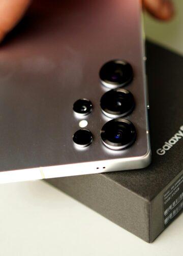 Unboxing the Samsung Galaxy S25 Ultra Experience