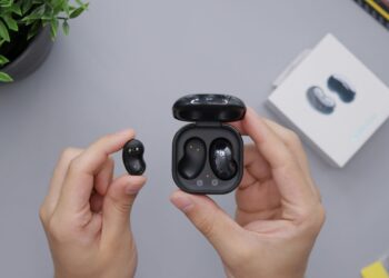 how to choose the right pair of wireless earbuds