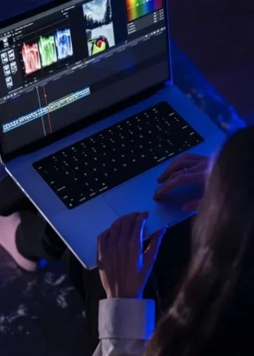laptop vs desktop for video editing performance